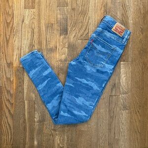 Blue Skinny High-Waisted Jeans Levi Strauss Pants Size 26 Womens